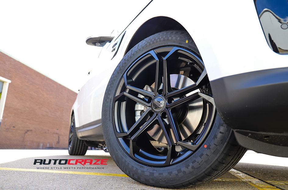 RANGE-ROVER-SPORTS-REVENGE-MATTE-BLACK
